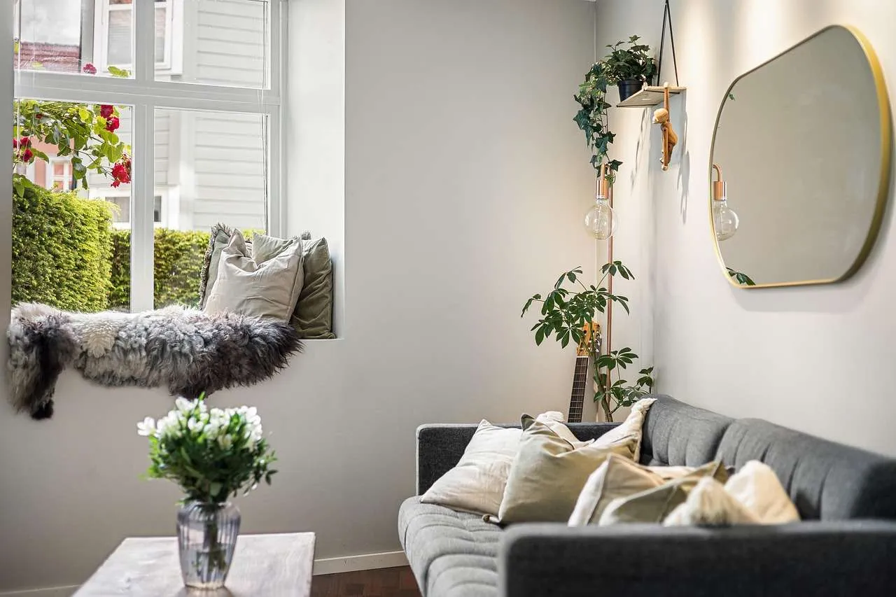 Home Window Tinting: Save Energy and Privacy